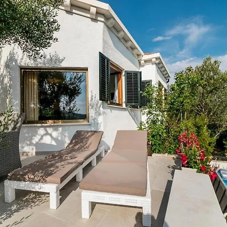Ciara - One Bedroom With Pool And Sea View * Mokošica
