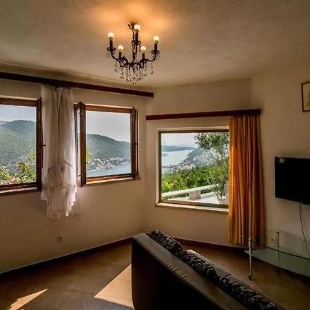 Ciara - One Bedroom With Pool And Sea View Dom wakacyjny *