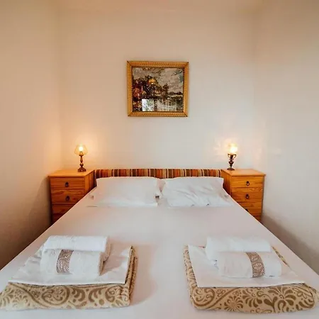 Ciara - One Bedroom With Pool And Sea View Mokošica